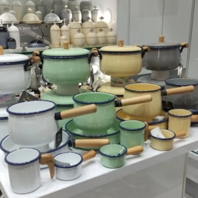 سرویس قابلمه لعابی