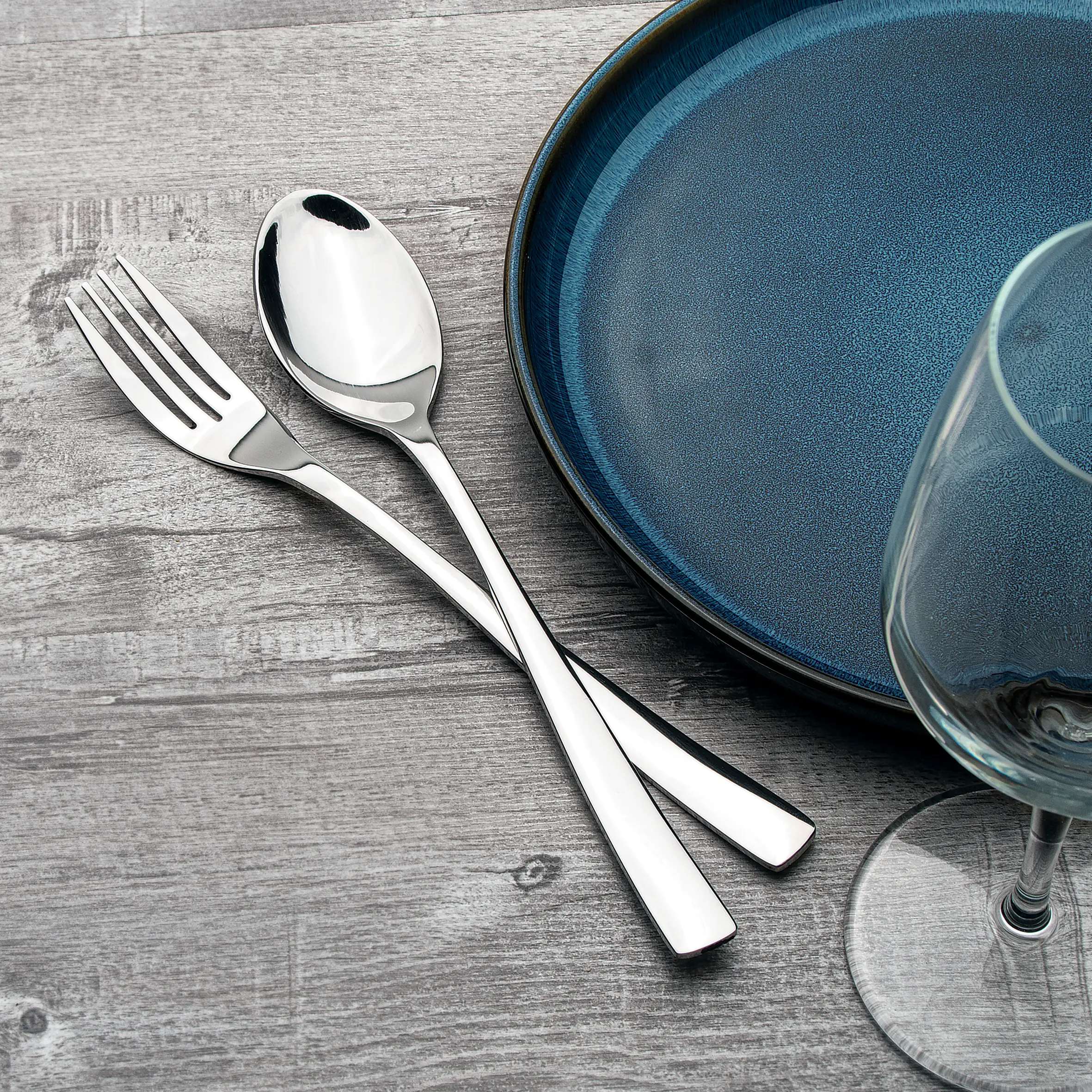 سرویس قاشق و چنگال