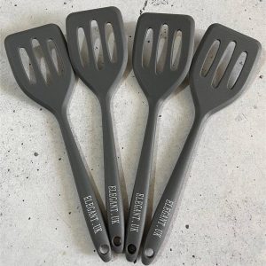 کفگیر سوراخدار